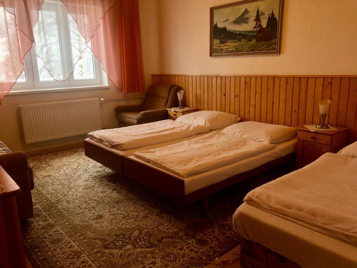 Ubytovanie Adam Lägenhet Ždiar Exteriör bild